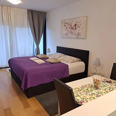 Apartman Nova Galerija Ema- Parking In Garage *